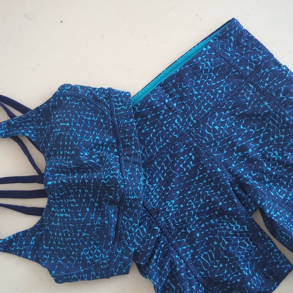 Lululemon sports bra and short set